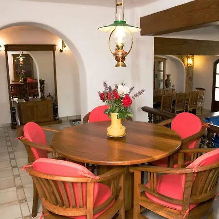 Maderus Villa